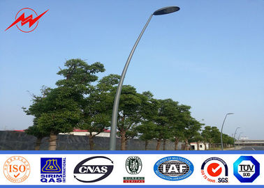 Çin Sokak aydınlatması için 7m çift kollu sıcak daldırma galvanizli çelik direk Tedarikçi