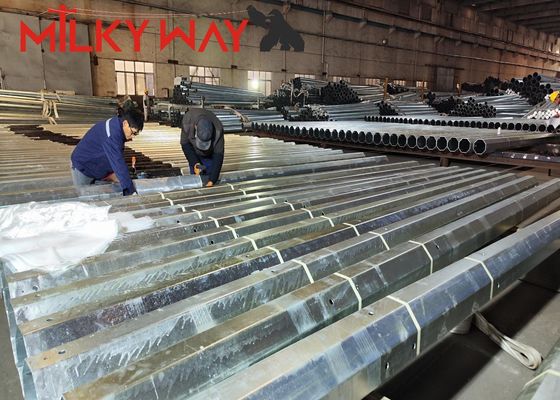 Çin 9m 200dan 400dan 650dan Galvanizli iletken Elektrikli metal direk dağıtım hattı için Tedarikçi