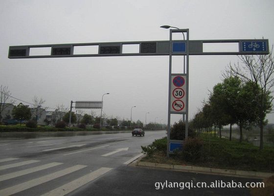 Signal Customization Traffic Light Pole Gr65 4m / 6m Galvanized Road Light Poles