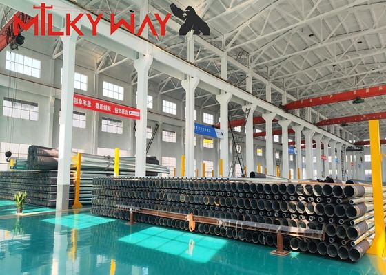 Özel Montaj Yüksekliği Sıkıştırılmış Çelik Sütunlu Alt Plakası ve Çapa Bolt Montajı