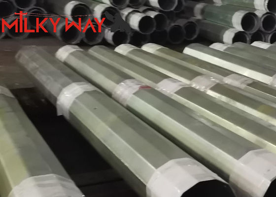 İletişim dağıtım için üç bölümlü galvanizli monopol kule