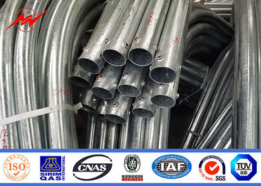 IP65 Led Güneş Enerjisi Kaplama 8m Galvanizli Işık Direği