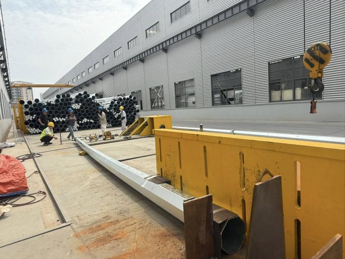 80FT 90FT 138KV elektrik dağıtım için galvanizli çelik güç direkleri 1